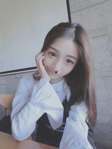 校园女神吃瓜视频下载,揭秘校园生活幕后趣闻